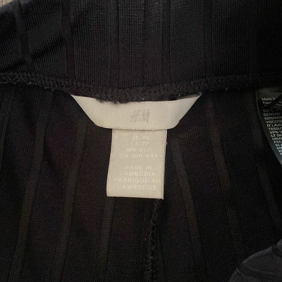 H&M Super Stretchy Ribbed Wide Leg Pants Size xs - Picture 2 of 3